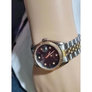 Croton diamond quartz 23k gold plated Water Resistant NEW BATTERY